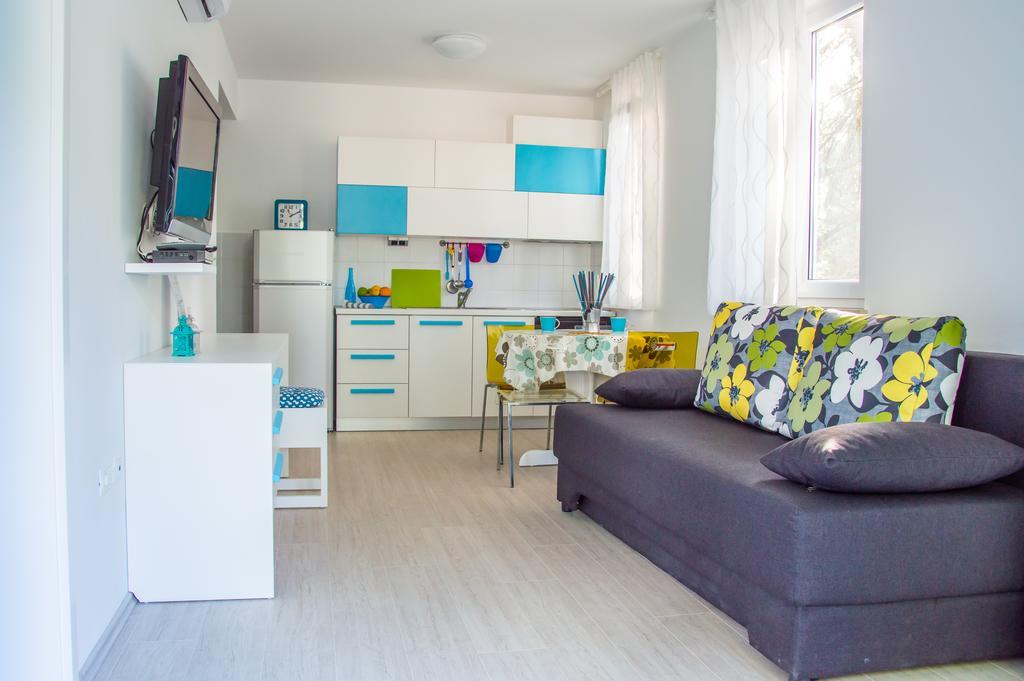 Apartments Punta By Sea Umag Exterior photo